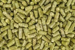 Alfalfa Pellets Animal Feed (Rabbits, Guinea Pig, Etc) 5lbs. By Old Cobblers Farm
